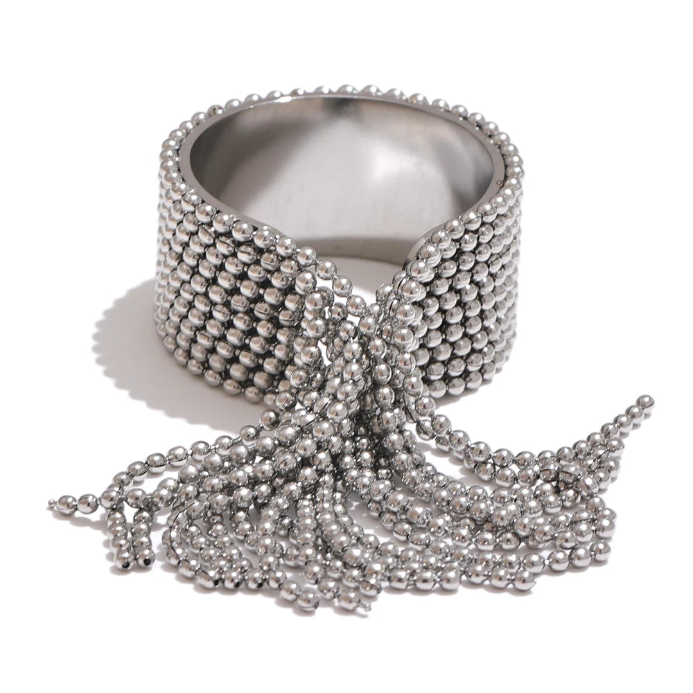 Anillo de dedo Lexi Tassel