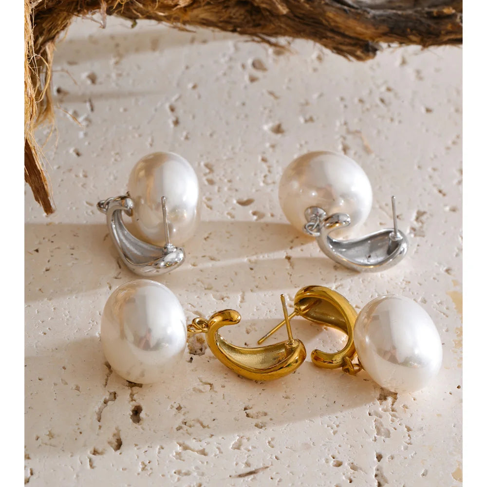 Claire Drop Pearls
