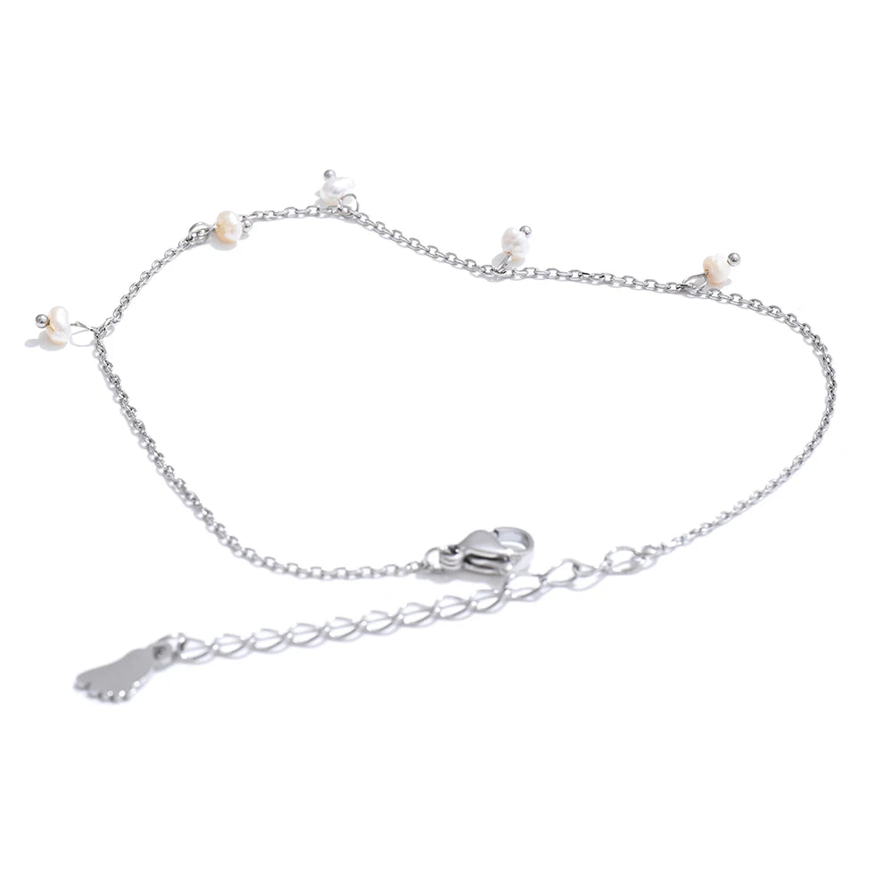 Sally Micro Pearls