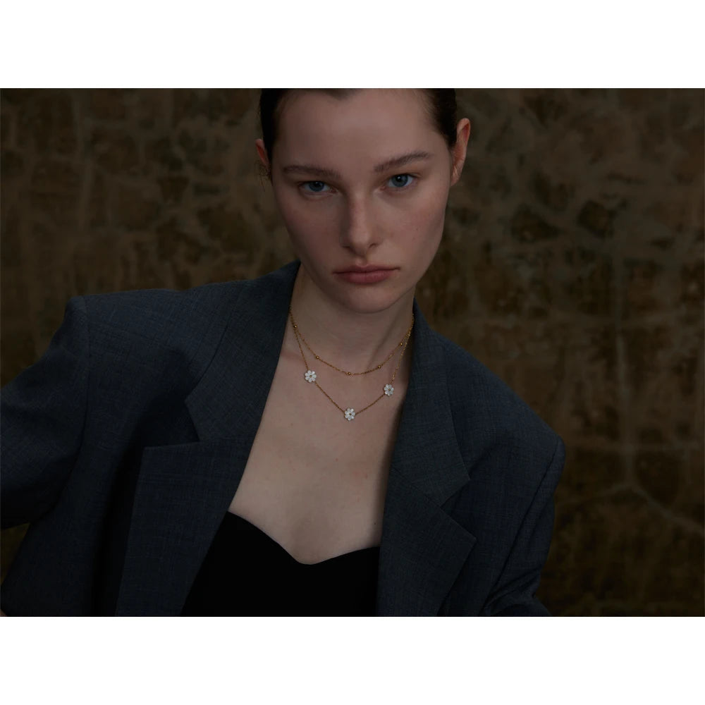 Daisy Flower Layered Necklace