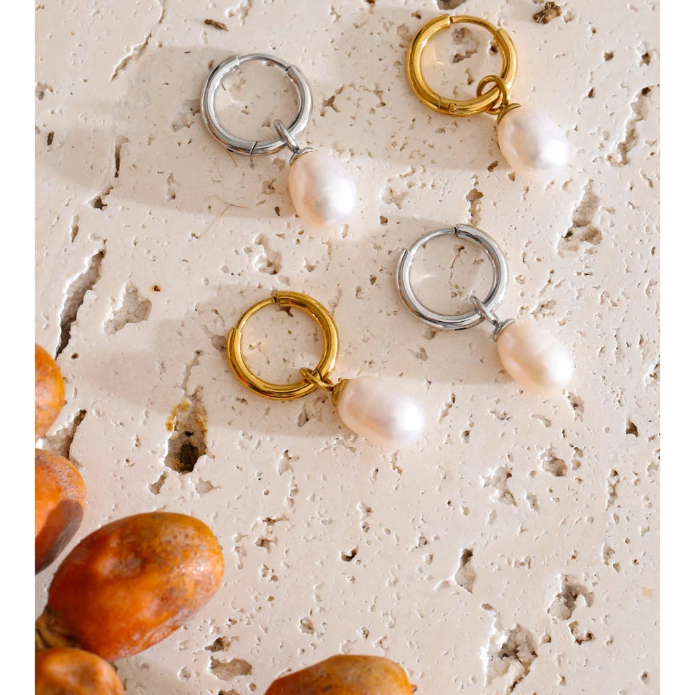 Sally Pearl Drop