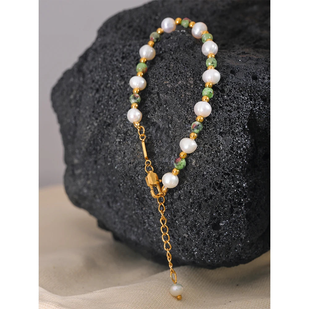 Sally Pearls Charm Bracelet