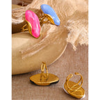 Anillo de resina con margarita