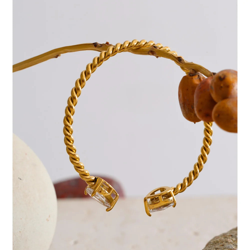 Claire Cuff Zirconia
