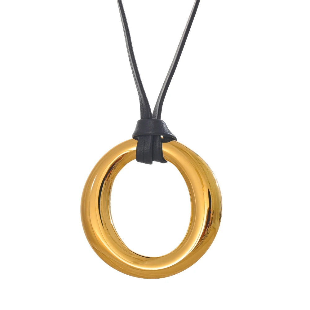 Lexi Leather Round Necklace
