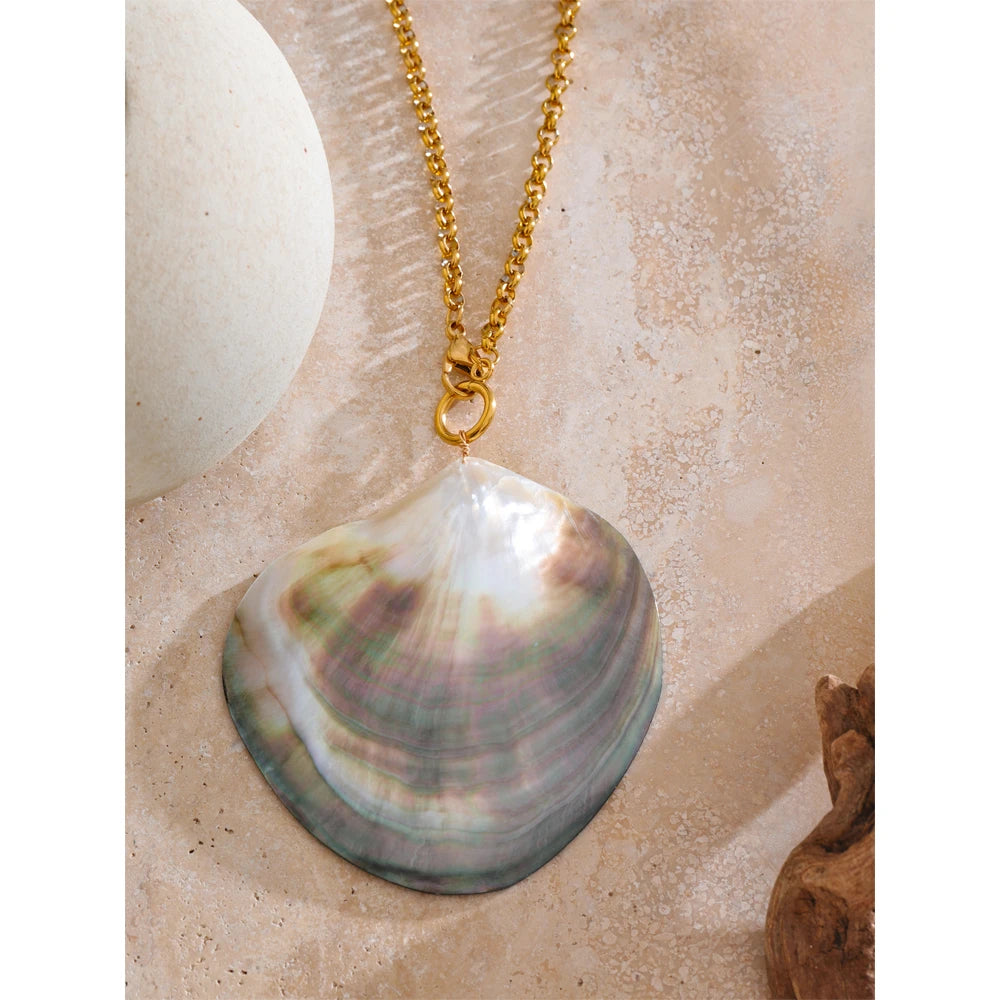 Sally Big Shell