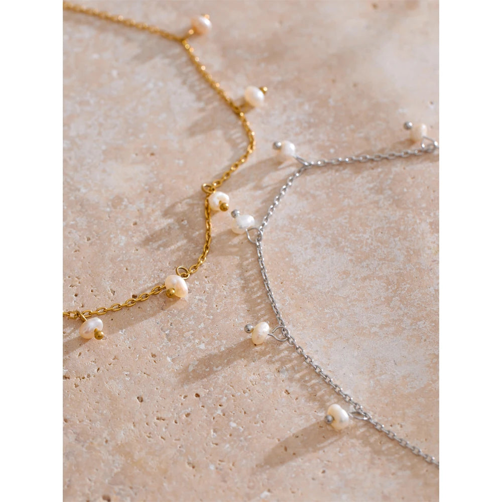 Sally Micro Pearls