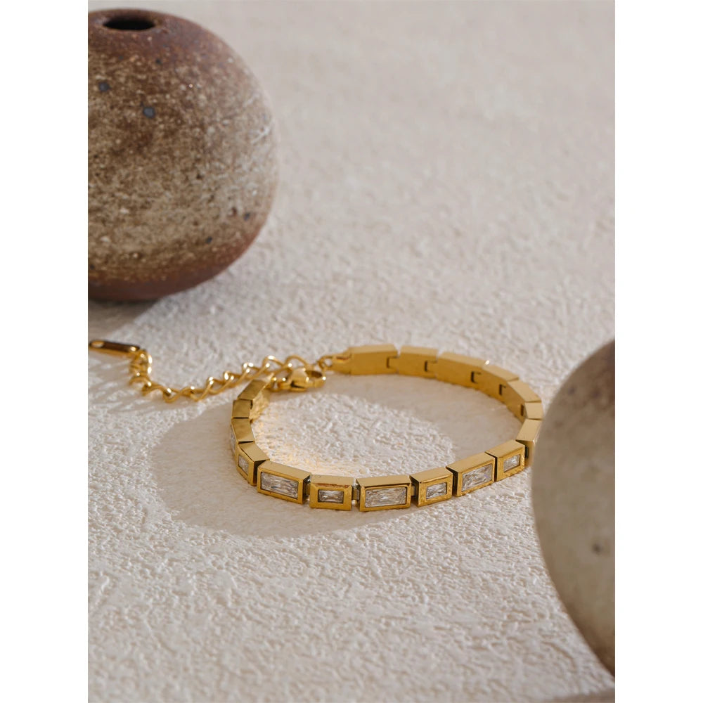 Claire Chain Zirconia Bracelet