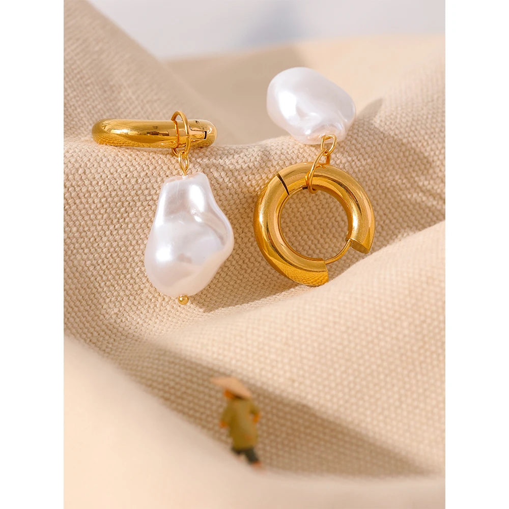 Sally Geometric Pearl Hoop Earrings
