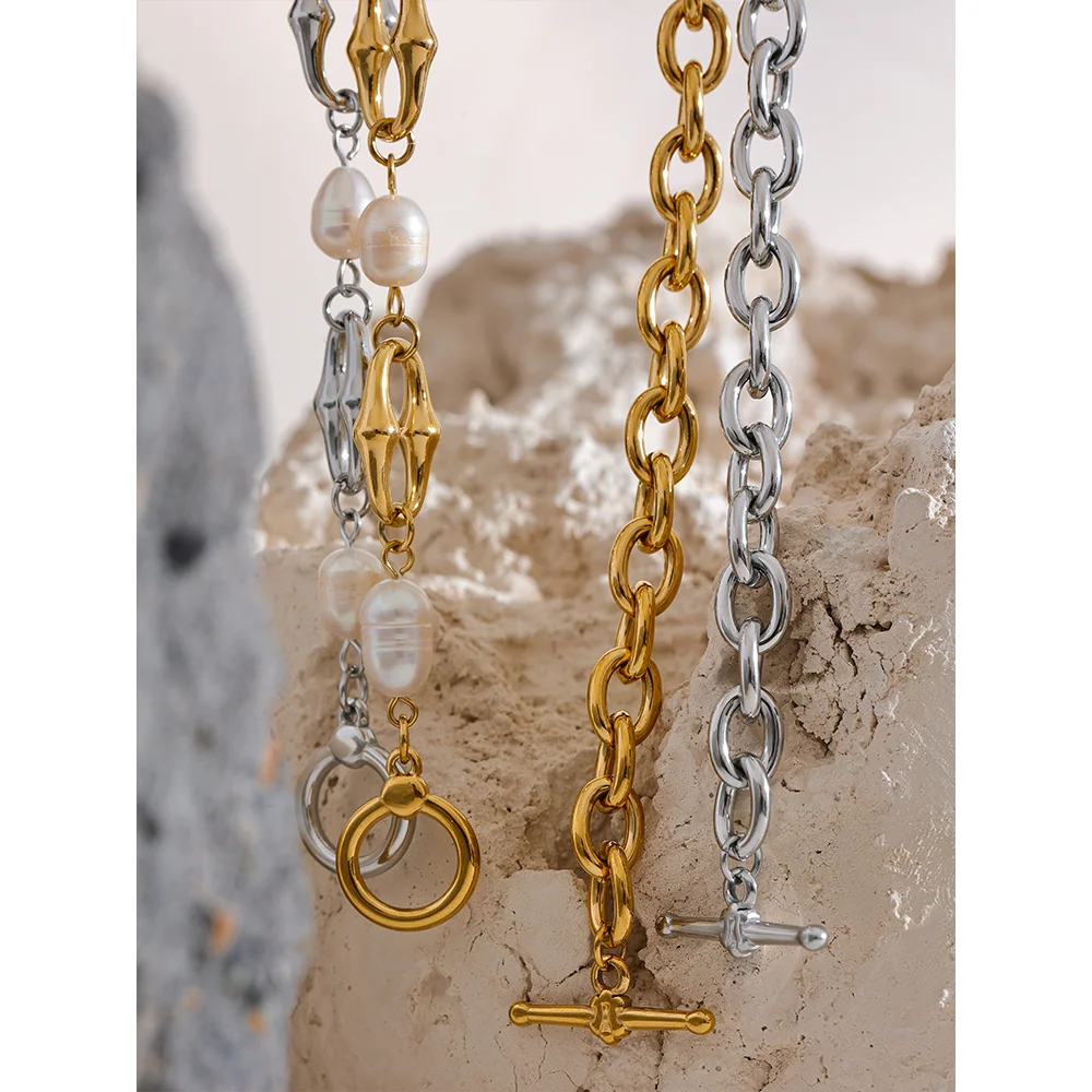 Lexi Pearl Chained